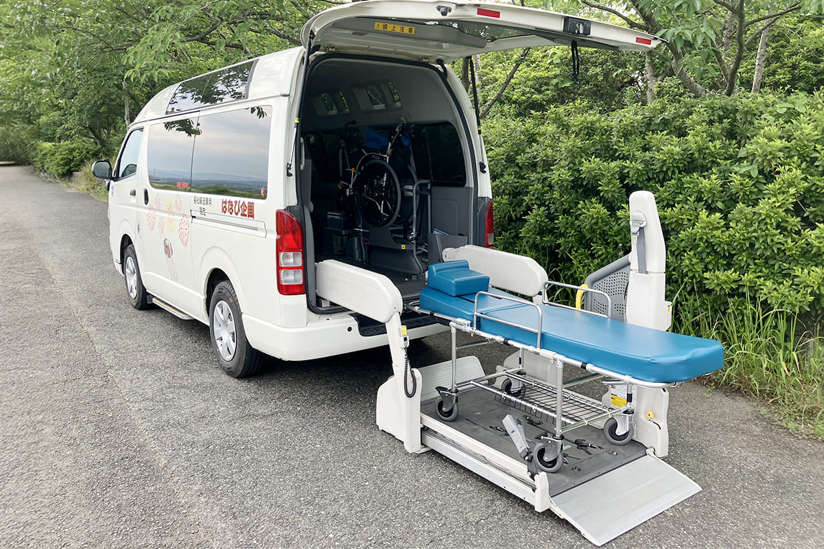北九州のはなび企画は車椅子・ストレッチャー対応車両を完備