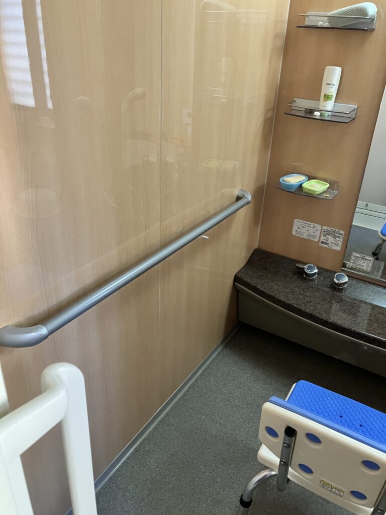 お風呂の手すり